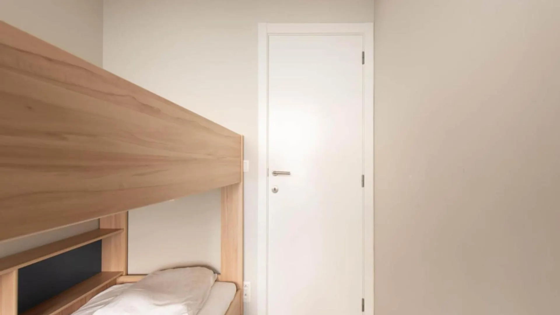 Modern Apartment With Furniture Ostend